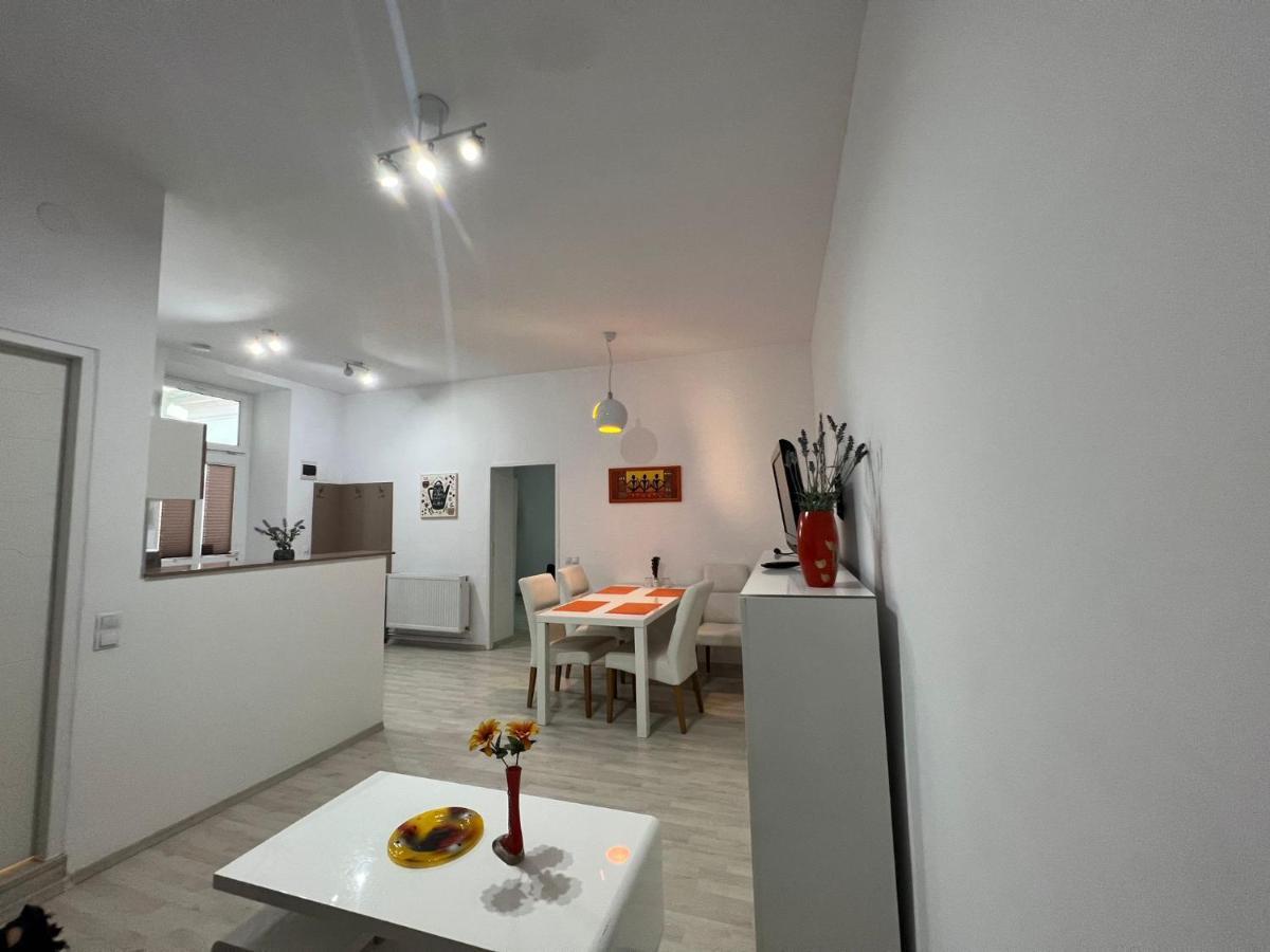 Appartement Apartament Teodora Sibiu Extérieur photo